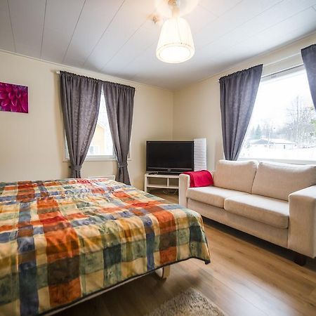 Hotel Aakenus Holiday Home Kymppi Rovaniemi Room photo