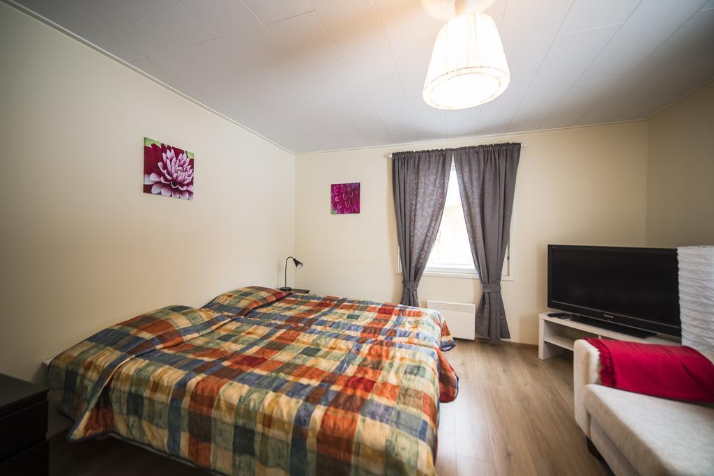 Hotel Aakenus Holiday Home Kymppi Rovaniemi Room photo
